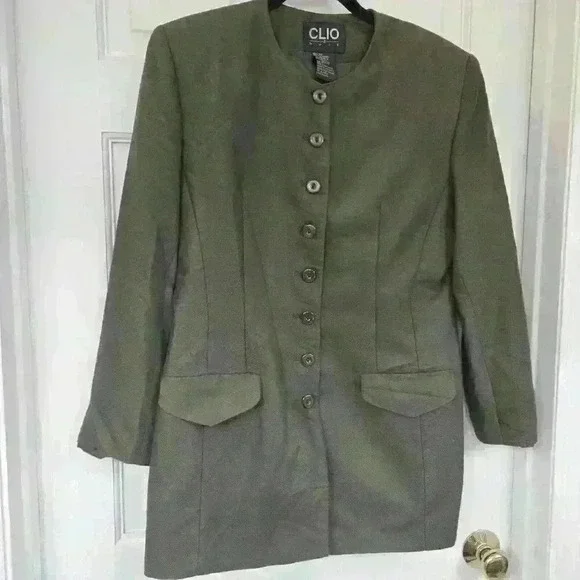 Clio Olivegreen Elegant Suit,Size 12 - Picture 3 of 5